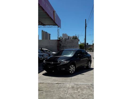 HONDA CIVIC 1.8 LXS 16V FLEX 4P MANUAL HONDA CIVIC 1.8 LXS 16V FLEX 4P MANUAL